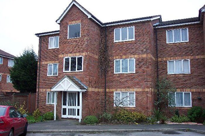 1 Bedroom Flat For Sale In Simmonds Close, Bracknell, RG42