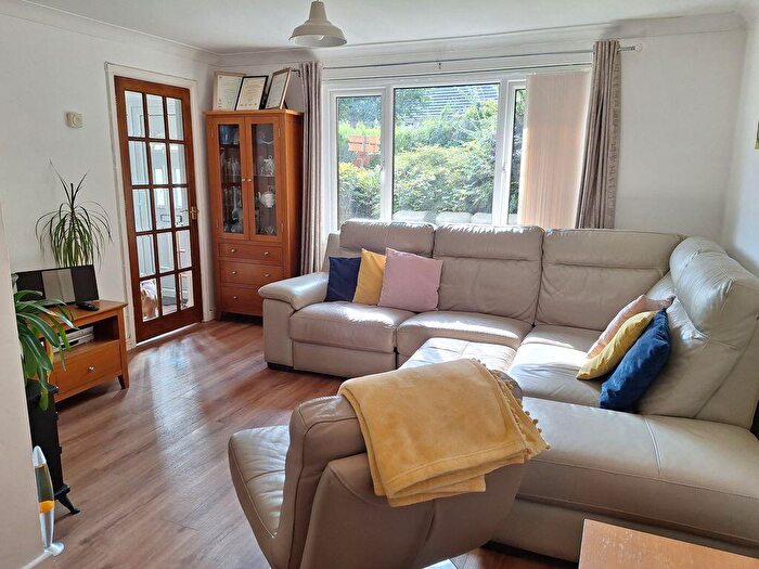 4 Bedroom Detached Bungalow For Sale In Filleul Road, Sandford Woods, Wareham, BH20 - Photo 4