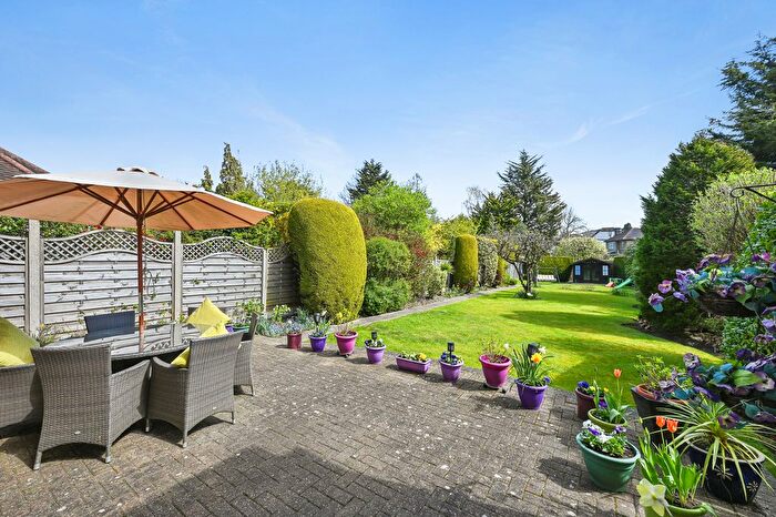 5 Bedroom Detached House For Sale In High Road, Harrow Weald, Harrow, HA3