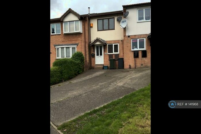 2 Bedroom Terraced House To Rent In Pitt Street, Rotherham, S61