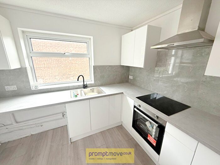 2 Bedroom Property To Rent In Copenhagen Close, Luton, LU3