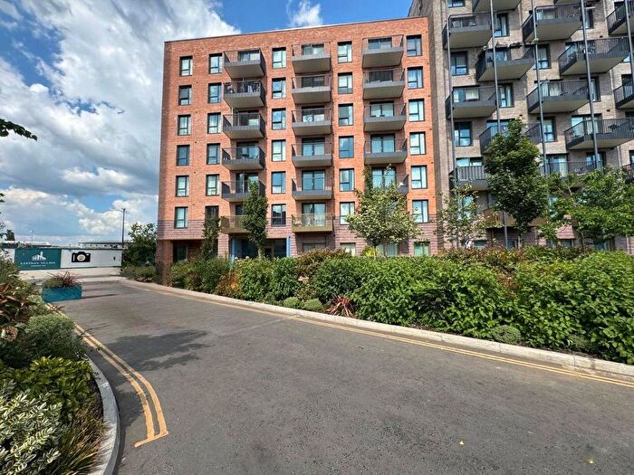 1 Bedroom Flat To Rent In Henry Strong Road, Harrow, HA1