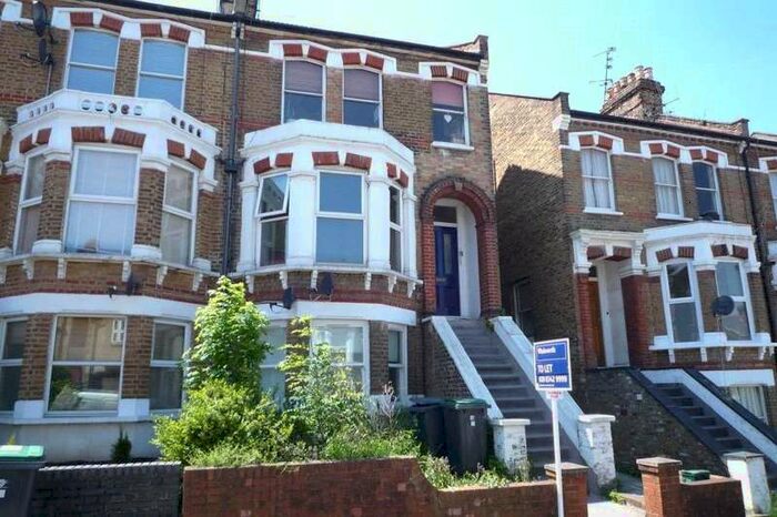 1 Bedroom Flat To Rent In Ferme Park Road, London, N8