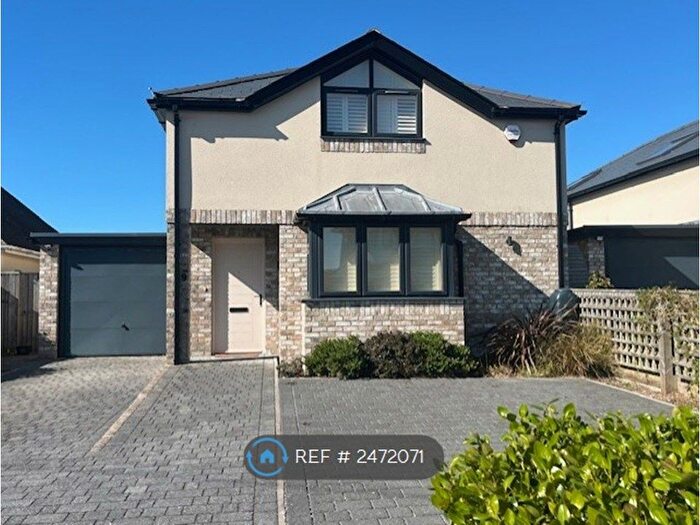 4 Bedroom Detached House To Rent In Dalmeny Road, Bournemouth, BH6