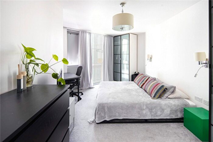 2 Bedroom Flat To Rent In Vertex Tower, Harmony Place, Deptford, London, SE8