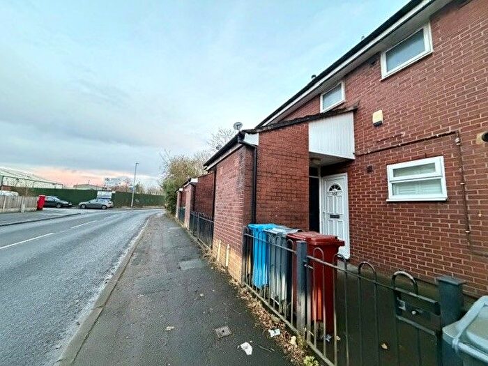 1 Bedroom Flat To Rent In Barlow Road, Manchester, M19