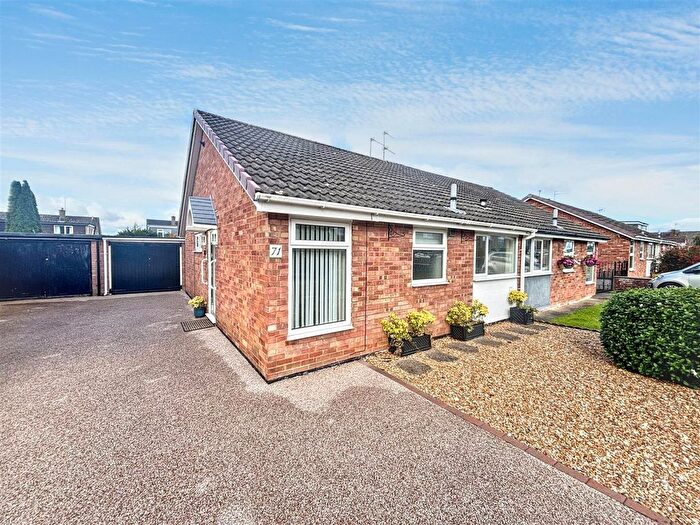 2 Bedroom Semi Detached Bungalow To Rent In Woodlands Way, Darlington, DL2