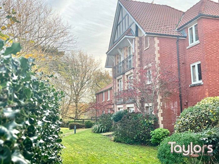 1 Bedroom Flat For Sale In Polsham Park, Paignton, TQ3