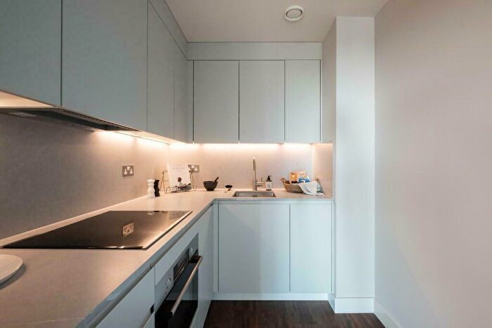 1 Bedroom Apartment To Rent In West Marches, Victoria Way, Woking, Surrey, GU21