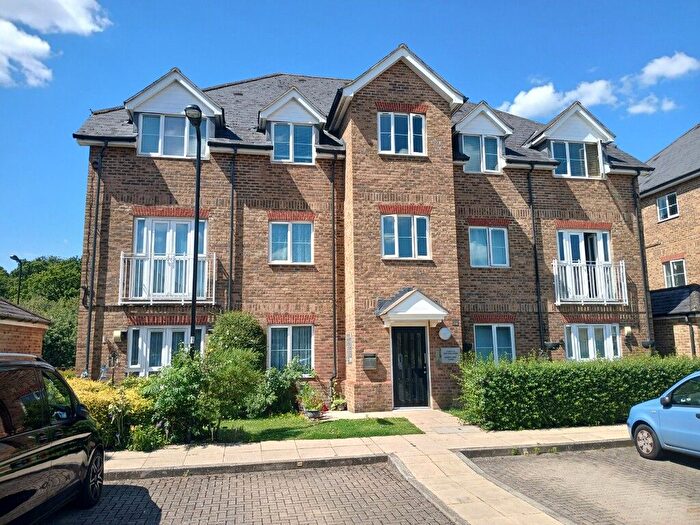 1 Bedroom Flat To Rent In Greyhen House, Gilbert White Close, Perivale, Greenford, UB6