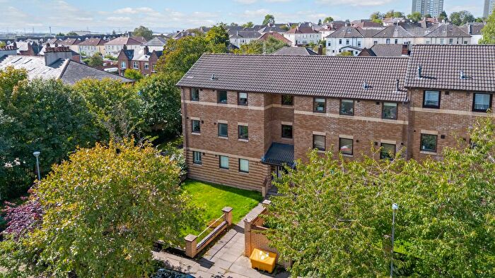 2 Bedroom Flat For Sale In Northland Avenue, Glasgow, G14
