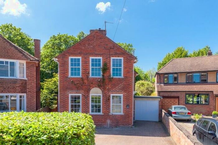 3 Bedroom Semi-Detached House To Rent In Abbott Road, Abingdon, OX14