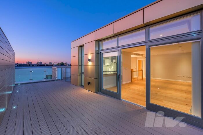 3 Bedroom Flat To Rent In Amberley Waterfront, Amberley Road, Warwick Avenue, W9