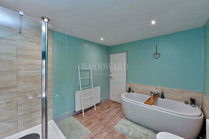 3 Bedroom Terraced House For Sale In Mansfield Road, Alfreton, DE55