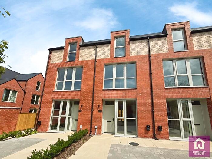 3 Bedroom House To Rent In Stafford Close, Manchester, Greater Manchester, M14