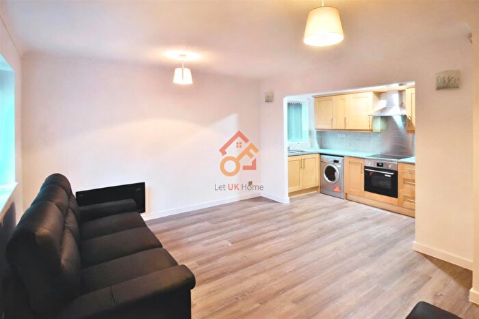 2 Bedroom Flat To Rent In King's Court, Bridge Street, Birmingham, B1