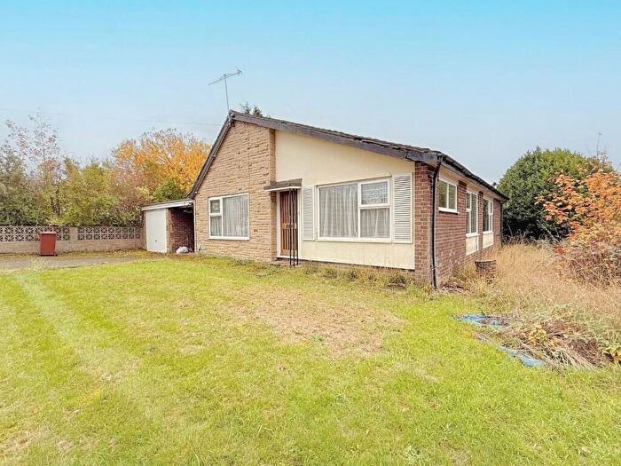 4 Bedroom Detached Bungalow For Sale In Half Mile, Leeds, LS13