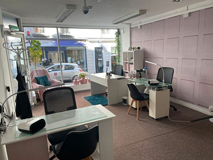 Studio To Rent In Regency House, Haverfordwest, SA61
