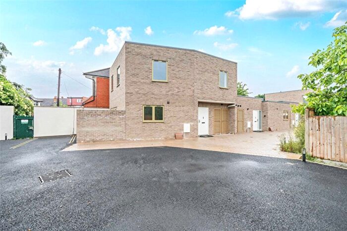 3 Bedroom Terraced House For Sale In Brook Mews, London, N13