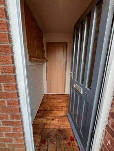 1 Bedroom Flat To Rent In Clifton, , Nottingham, NG11
