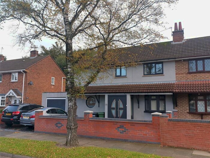 3 Bedroom Semi-Detached House To Rent In Pritchard Avenue, Wolverhampton, West Midlands, WV11