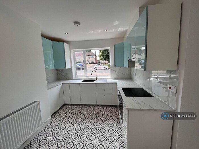 4 Bedroom Semi-Detached House To Rent In Osmaston Park Road, Derby, DE24