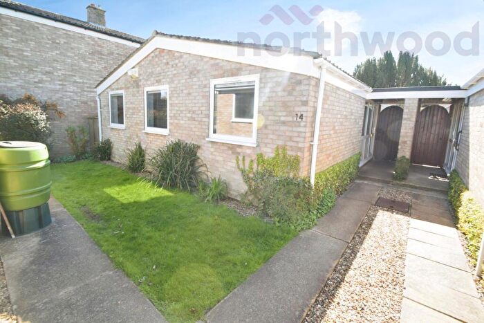 3 Bedroom Bungalow To Rent In Garrick Green, Old Catton, NR6