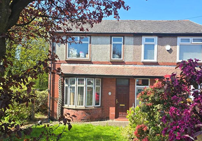 3 Bedroom Semi-Detached House For Sale In St. Helens Road, Bolton, Lancashire, BL5