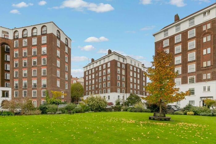 4 Bedroom Flat To Rent In Fitzjames Avenue, London, W14