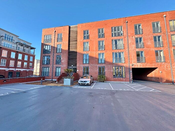 1 Bedroom Apartment For Sale In Apartment, Cornwood House, Rumbush Lane, Shirley, Solihull, B90