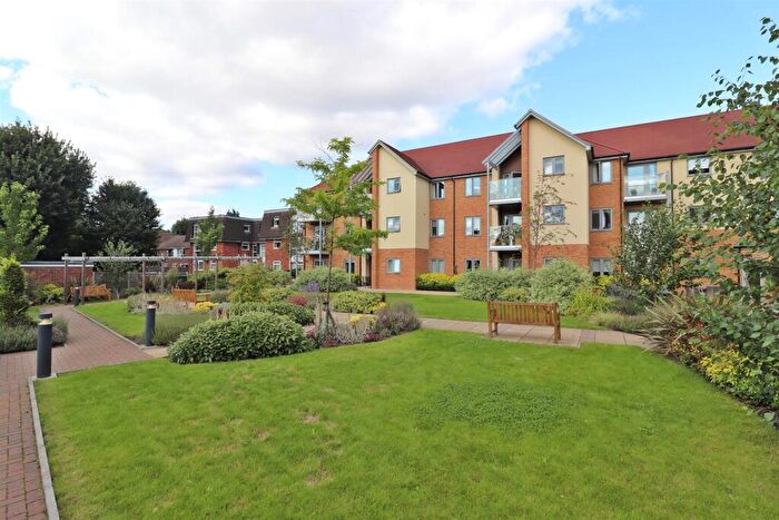 2 Bedroom Retirement Property For Sale In London Road, St. Albans, AL1