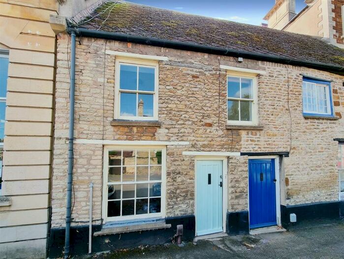 2 Bedroom Cottage To Rent In Wood Street, Higham Ferrers, Northants, NN10