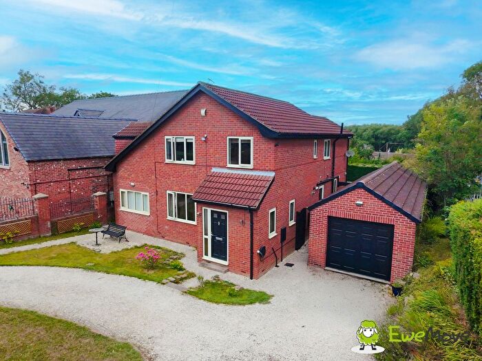 4 Bedroom Detached House For Sale In Cherry Tree House Denaby Lane, Doncaster, DN12