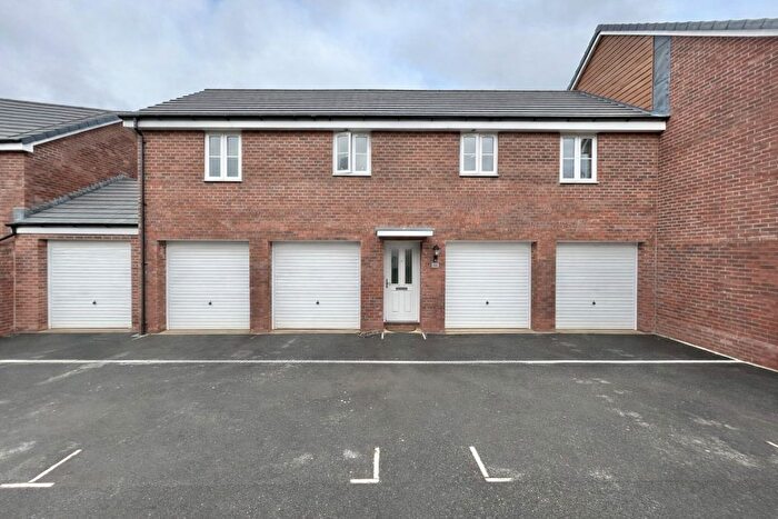 2 Bedroom Country House For Sale In Kingfisher Drive, Yeovil, Somerset, BA22