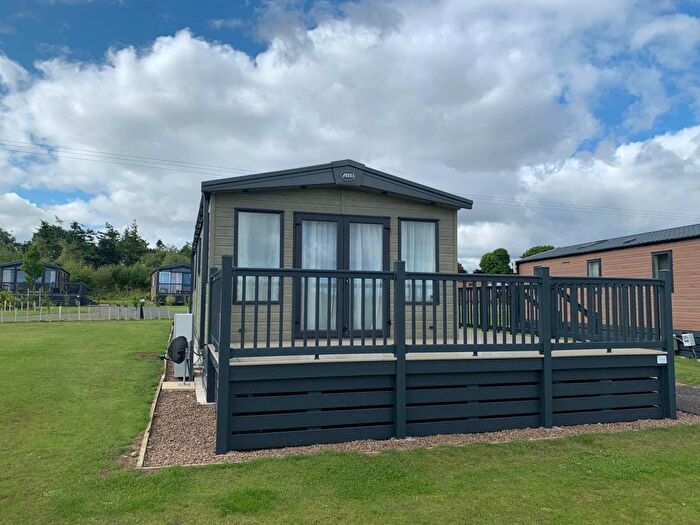 2 Bedroom Mobile/park Home For Sale In Norham, Berwick-Upon-Tweed, TD15