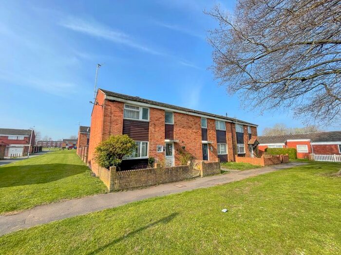 3 Bedroom End Of Terrace House To Rent In Brentwood Close, Houghton Regis, Dunstable, LU5