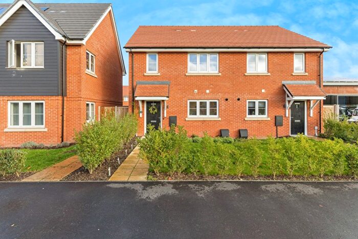 3 Bedroom Semi-Detached House For Sale In Buckenham Road, Attleborough, NR17