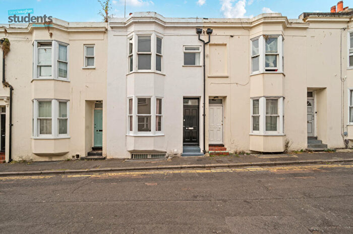 4 Bedroom House To Rent In Gloucester Street, Brighton, East Sussex, BN1