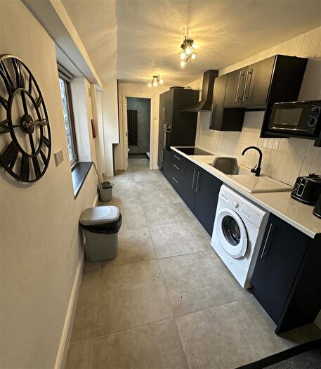 4 Bedroom Terraced House To Rent In Mostyn Road, Edgbaston, B16