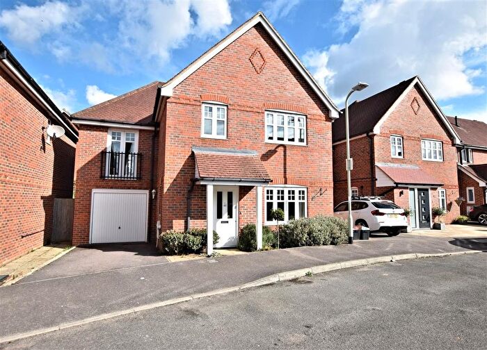 4 Bedroom Detached House To Rent In Skylark Way, Shinfield, Reading, Berkshire, RG2
