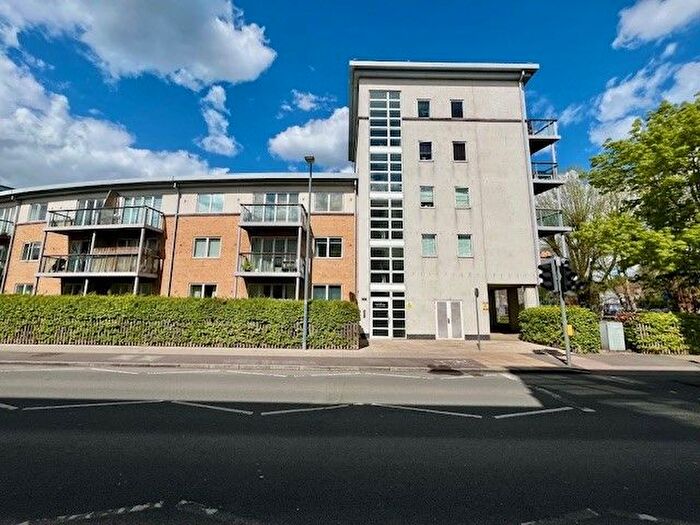 2 Bedroom Flat To Rent In Ryemead Way, High Wycombe, HP11