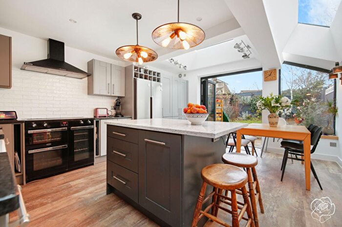 3 Bedroom Terraced House For Sale In Trevelyan Road, Stratford, E15