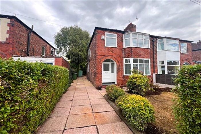 3 Bedroom Semi-Detached House To Rent In Appleton Road, Heaton Chapel, Stockport, SK4