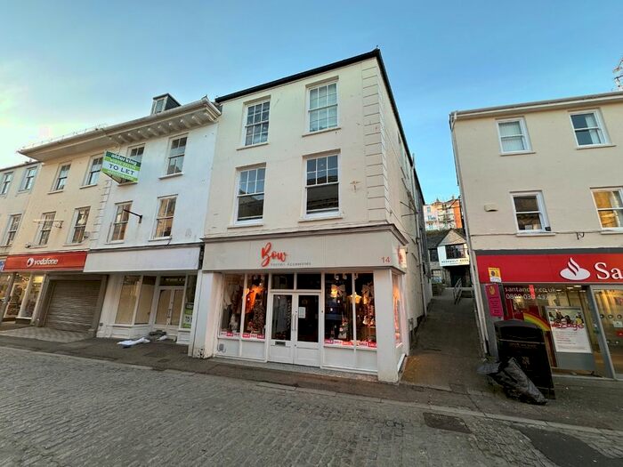 6 Bedroom Flat To Rent In Market Street, Falmouth, TR11