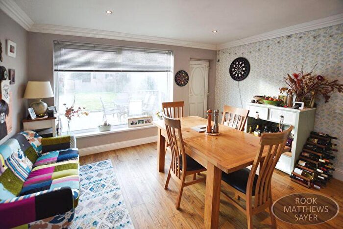 2 Bedroom Semi-Detached House For Sale In Hollywood Avenue, Newcastle Upon Tyne, NE3