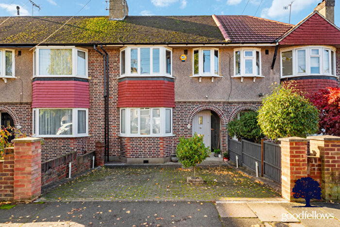 3 Bedroom Terraced House To Rent In Churston Drive, Morden, SM4