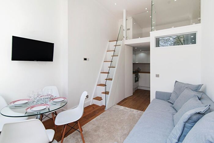 Studio To Rent In Philbeach Gardens, Earls Court, SW5