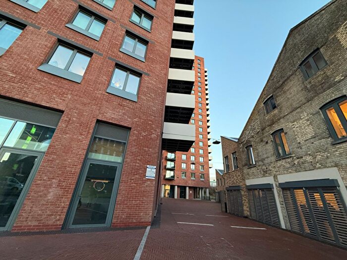 Studio To Rent In Skyline Apartments, Makers Yard, London, E3