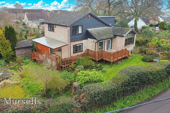 5 Bedroom Detached House For Sale In Eldons Drove, Lytchett Matravers, Poole, BH16