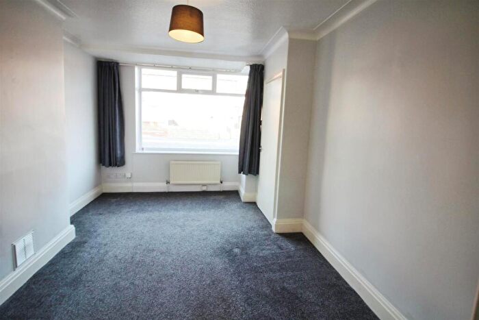 2 Bedroom Terraced House To Rent In Garton Grove, Leeds, LS9